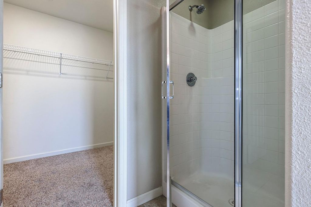 Image 31 of property listing at 1324 Royalty Way, Clovis, CA 93619