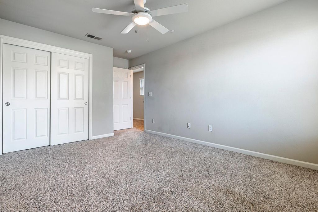 Image 34 of property listing at 1324 Royalty Way, Clovis, CA 93619