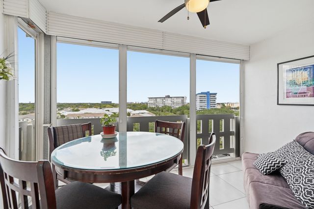 4330 Hillcrest Drive 804, Hollywood, FL 33021