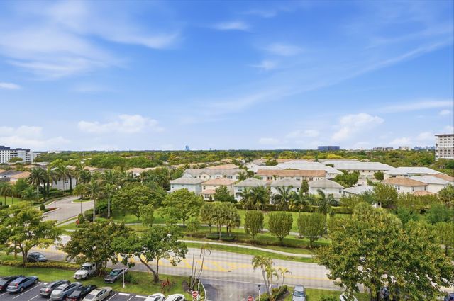 4330 Hillcrest Drive 804, Hollywood, FL 33021