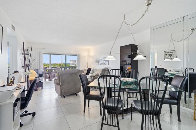 4330 Hillcrest Drive 804, Hollywood, FL 33021