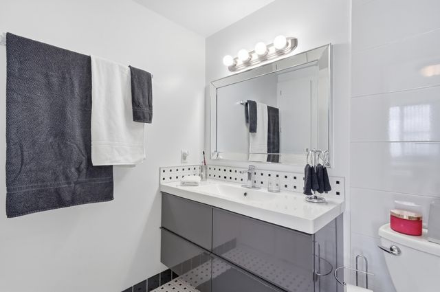 4330 Hillcrest Drive 804, Hollywood, FL 33021