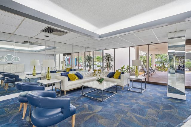 4330 Hillcrest Drive 804, Hollywood, FL 33021