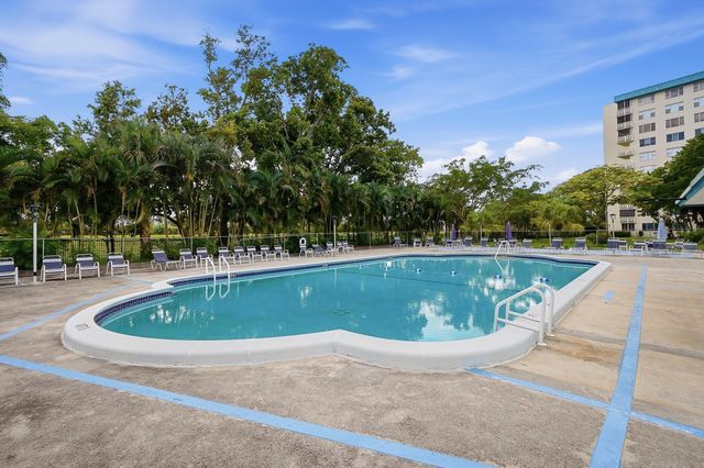 4330 Hillcrest Drive 804, Hollywood, FL 33021