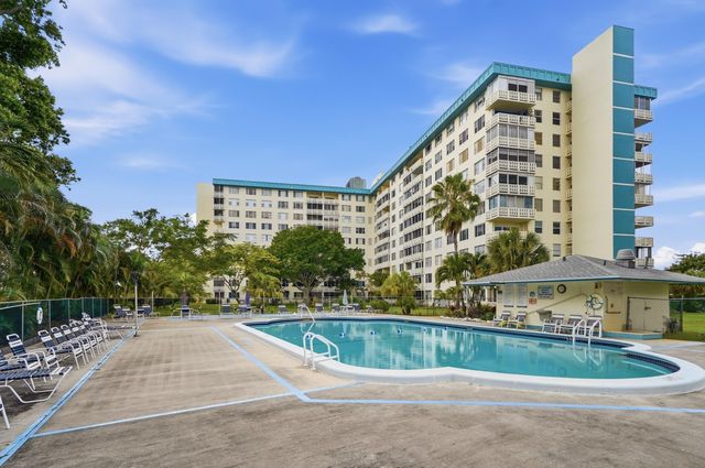 4330 Hillcrest Drive 804, Hollywood, FL 33021