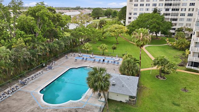 4330 Hillcrest Drive 804, Hollywood, FL 33021