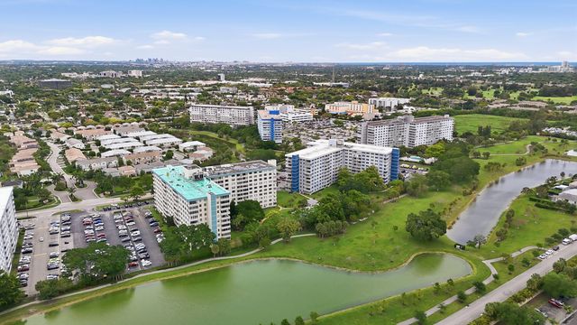 4330 Hillcrest Drive 804, Hollywood, FL 33021