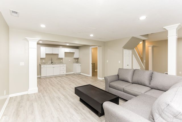 344 W Columbine Lane, Westfield, IN 46074