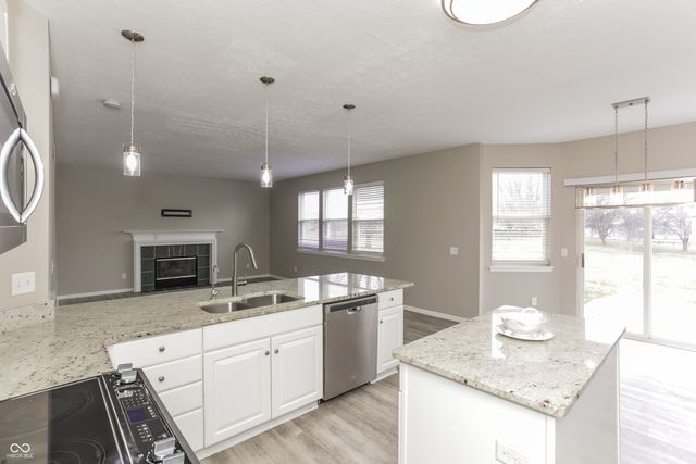 344 W Columbine Lane, Westfield, IN 46074