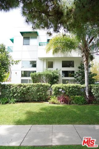 1038 11th Street D, Santa Monica, CA 90403