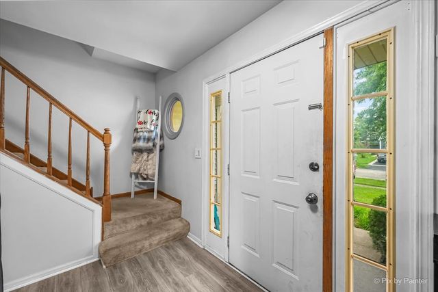 1441 Loch Lomond Drive, Crystal Lake, IL 60014