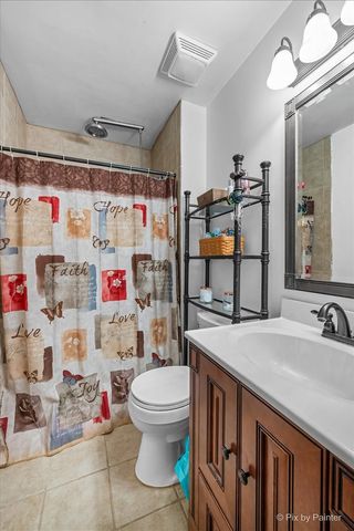1441 Loch Lomond Drive, Crystal Lake, IL 60014