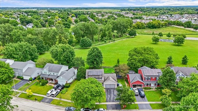 1441 Loch Lomond Drive, Crystal Lake, IL 60014