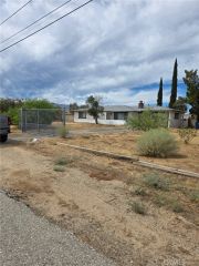 40655 11th West, Palmdale, CA 93551