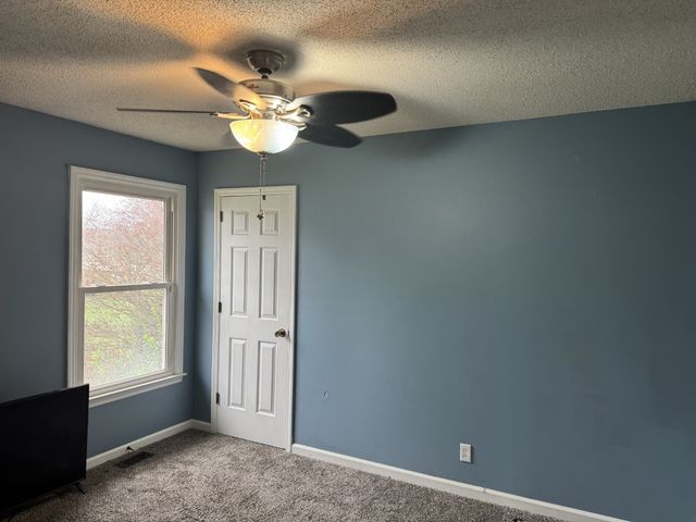 1222 Marla Dr, Clarksville, TN 37042