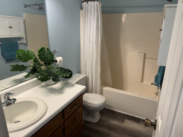 1222 Marla Dr, Clarksville, TN 37042