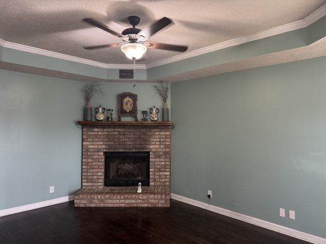 1222 Marla Dr, Clarksville, TN 37042