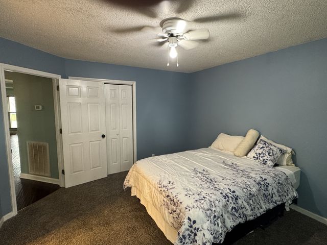 1222 Marla Dr, Clarksville, TN 37042