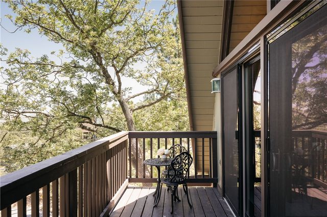 1457 Yosemite, Lake Arrowhead, CA 92352
