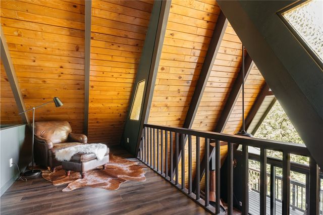 1457 Yosemite, Lake Arrowhead, CA 92352