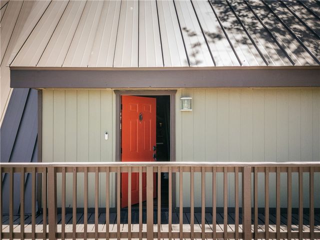 1457 Yosemite, Lake Arrowhead, CA 92352