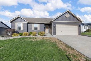 5 Majestic Lakes Court, Moscow Mills, MO 63362