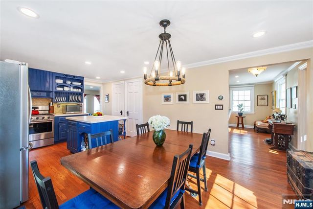 68 Newman Avenue, Verona, NJ 07044