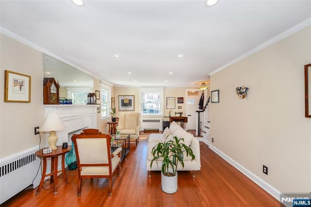 68 Newman Avenue, Verona, NJ 07044