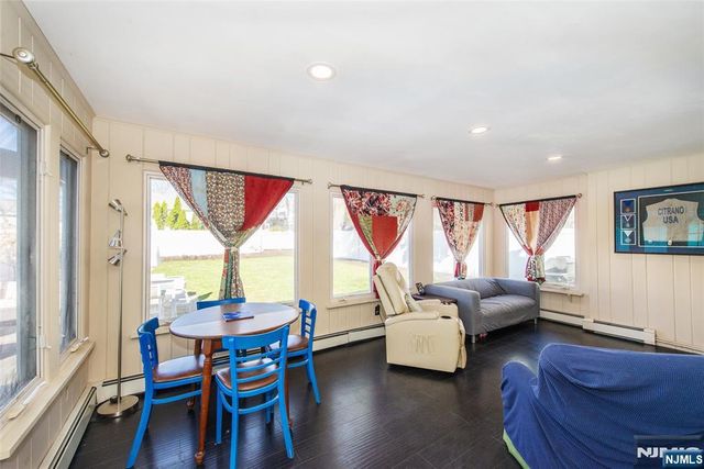 68 Newman Avenue, Verona, NJ 07044