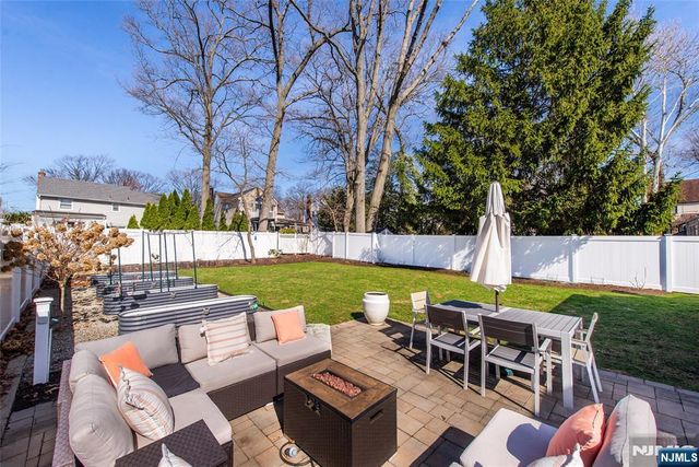 68 Newman Avenue, Verona, NJ 07044