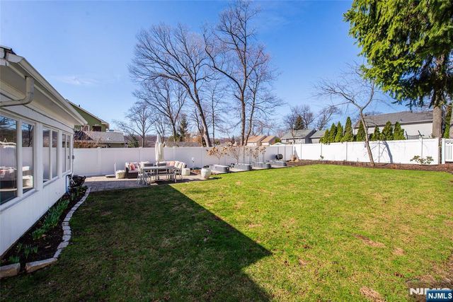 68 Newman Avenue, Verona, NJ 07044