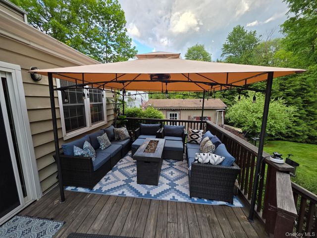 468 W Clarkstown Road, New City, NY 10956