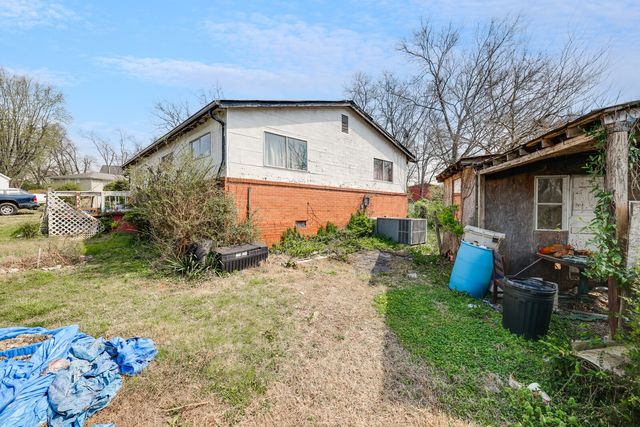 675 Anthony St, Gallatin, TN 37066