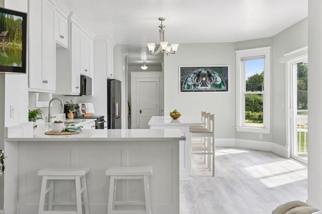 917 Division Street S, Northfield, MN 55057