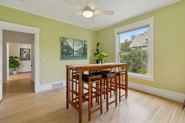 917 Division Street S, Northfield, MN 55057