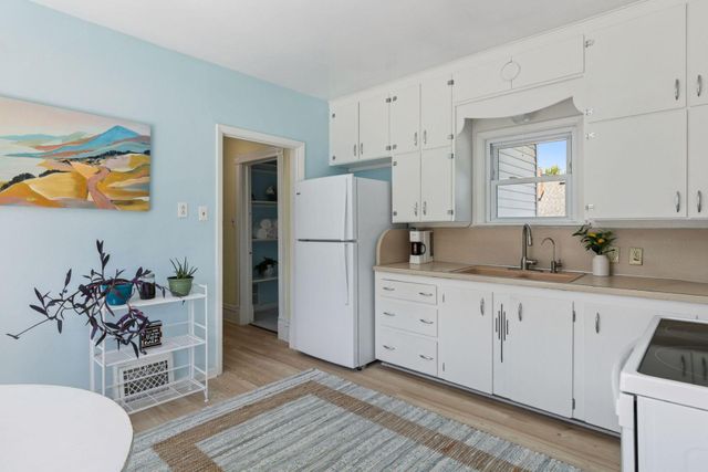 917 Division Street S, Northfield, MN 55057