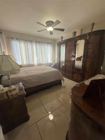 7843 84th Street, Glendale, NY 11385