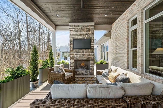 7515 Stillwater Drive, Hamilton Twp, OH 45039