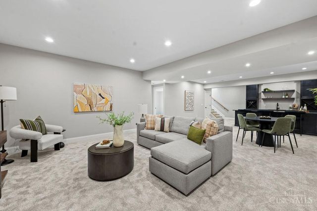 7515 Stillwater Drive, Hamilton Twp, OH 45039