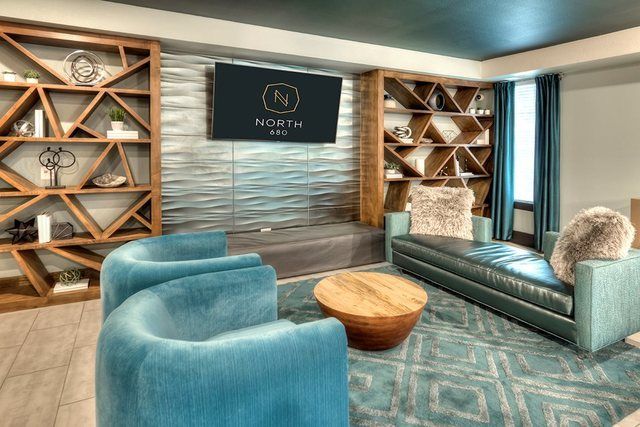 700 E Algonquin Road 2212, Schaumburg, IL 60173