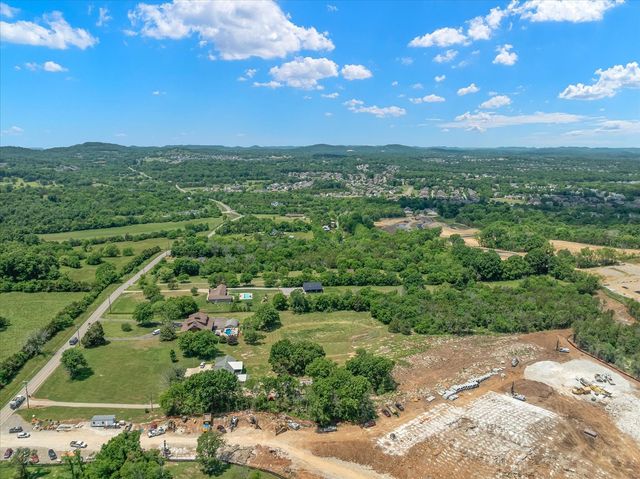 2030 Williams Rd, Nolensville, TN 37135