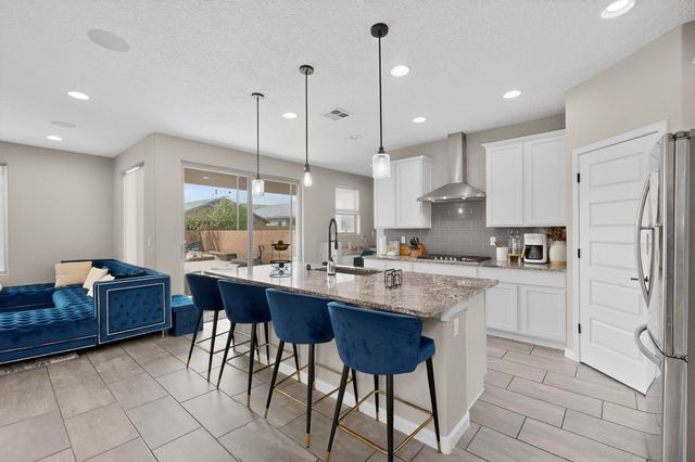 3073 Shannon Lane NE, Rio Rancho, NM 87124