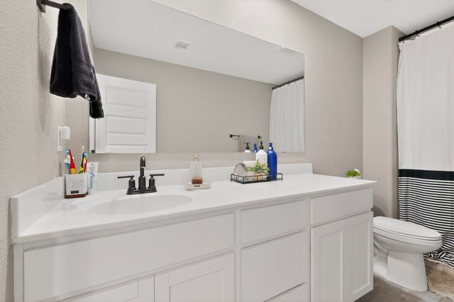 3073 Shannon Lane NE, Rio Rancho, NM 87124