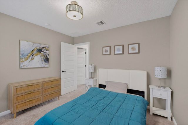 3073 Shannon Lane NE, Rio Rancho, NM 87124