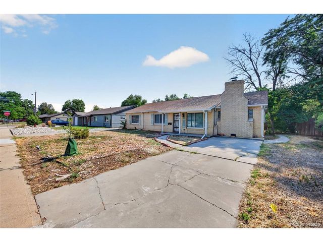 919 Troy St, Aurora, CO 80011