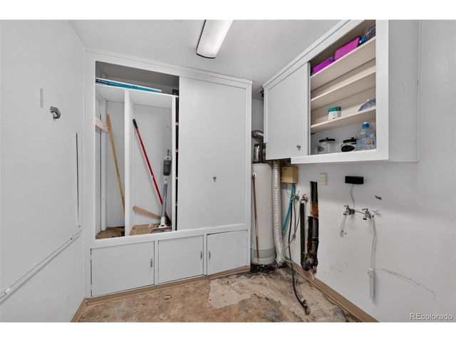 919 Troy St, Aurora, CO 80011