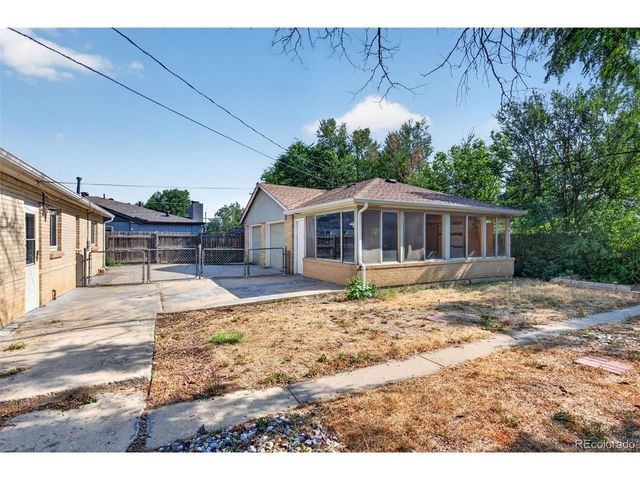 919 Troy St, Aurora, CO 80011