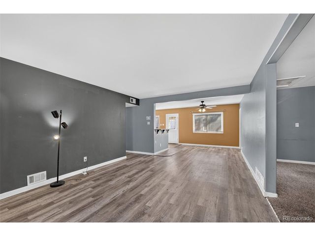 919 Troy St, Aurora, CO 80011