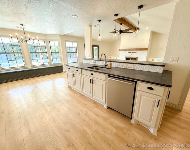 178182 N 3000 Road, Duncan, OK 73533