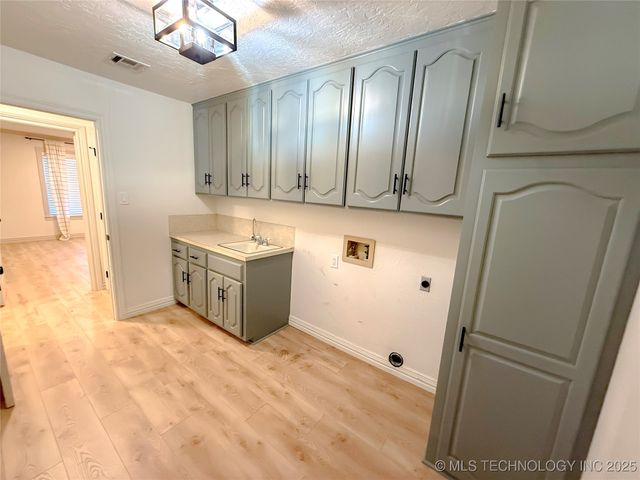 178182 N 3000 Road, Duncan, OK 73533